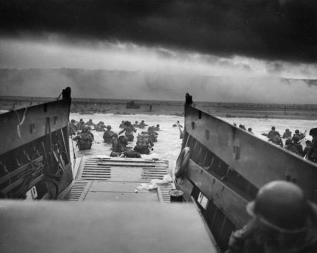 d-day_pontoon