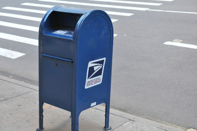 Mail box