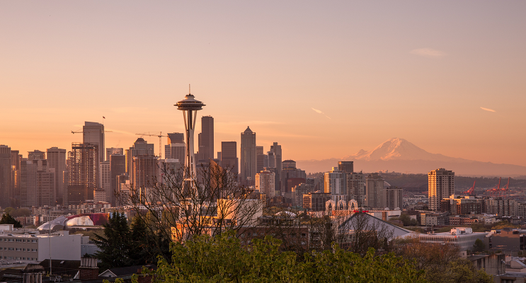 Seattle Skyline Photo by Zhifei Zhou on Unsplash