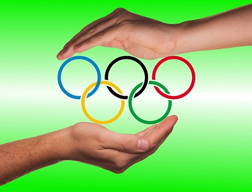 Olympic rings pixaby hands-1429672_640