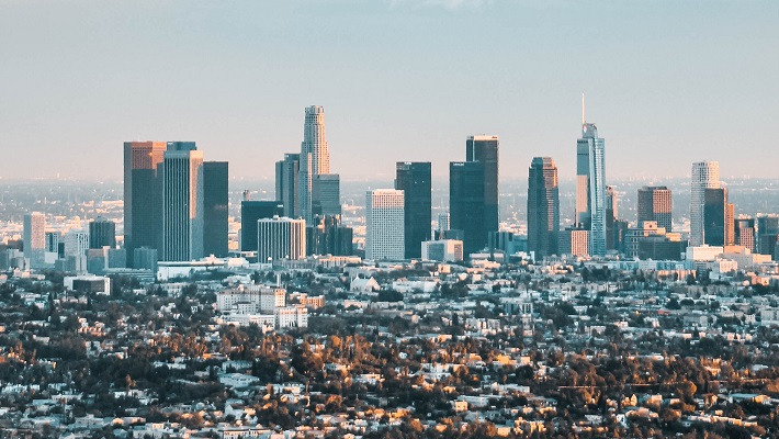 Los Angeles Skyline Original Photo by Pedro Marroquin on Unsplash