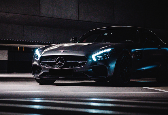 luxury car mercedes originalPhoto by 𝗔𝗹𝗲𝘅 𝘙𝘢𝘪𝘯𝘦𝘳 on Unsplash